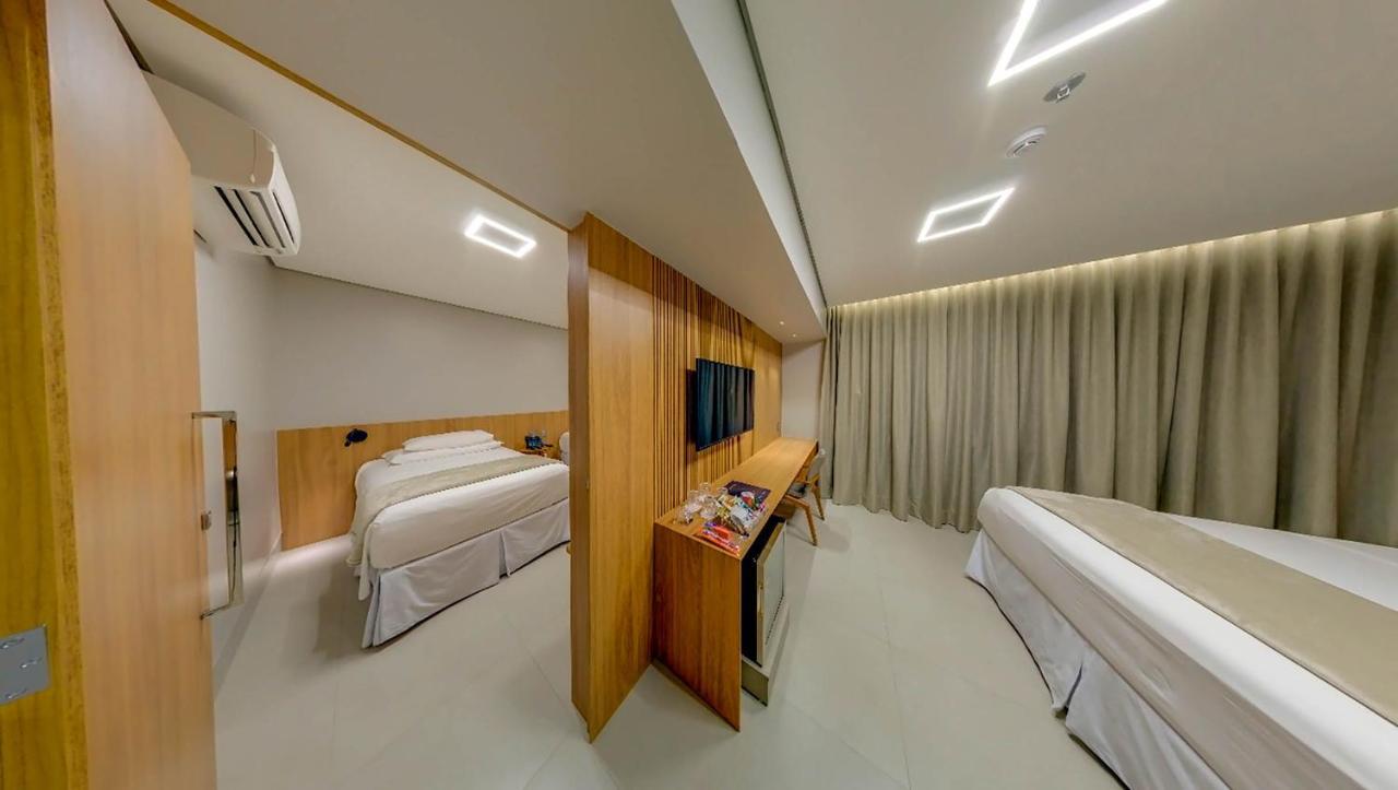 Deluxe Family Suite,1146602341:JPEG