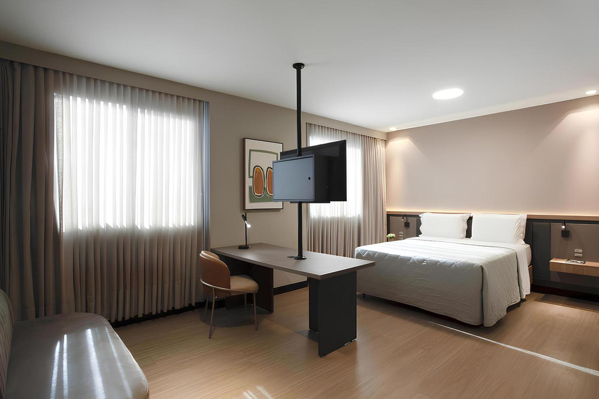Premium Double - 1 Queen Bed,1611076824:JPEG